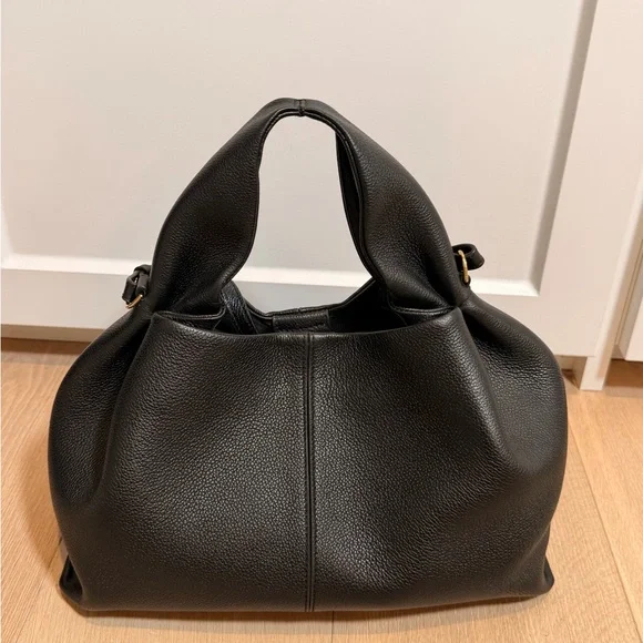 Polene Number 9 Numéro Neuf
EDITION TEXTURED BLACK - Picture 2 of 10